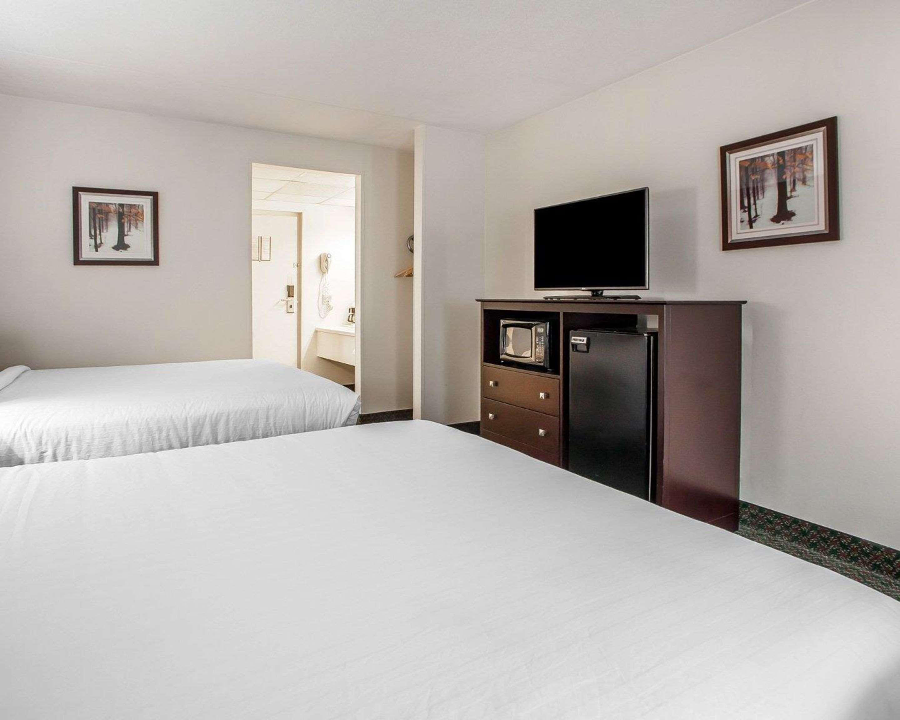 Comfort Inn & Suites Wyomissing-Reading Bagian luar foto