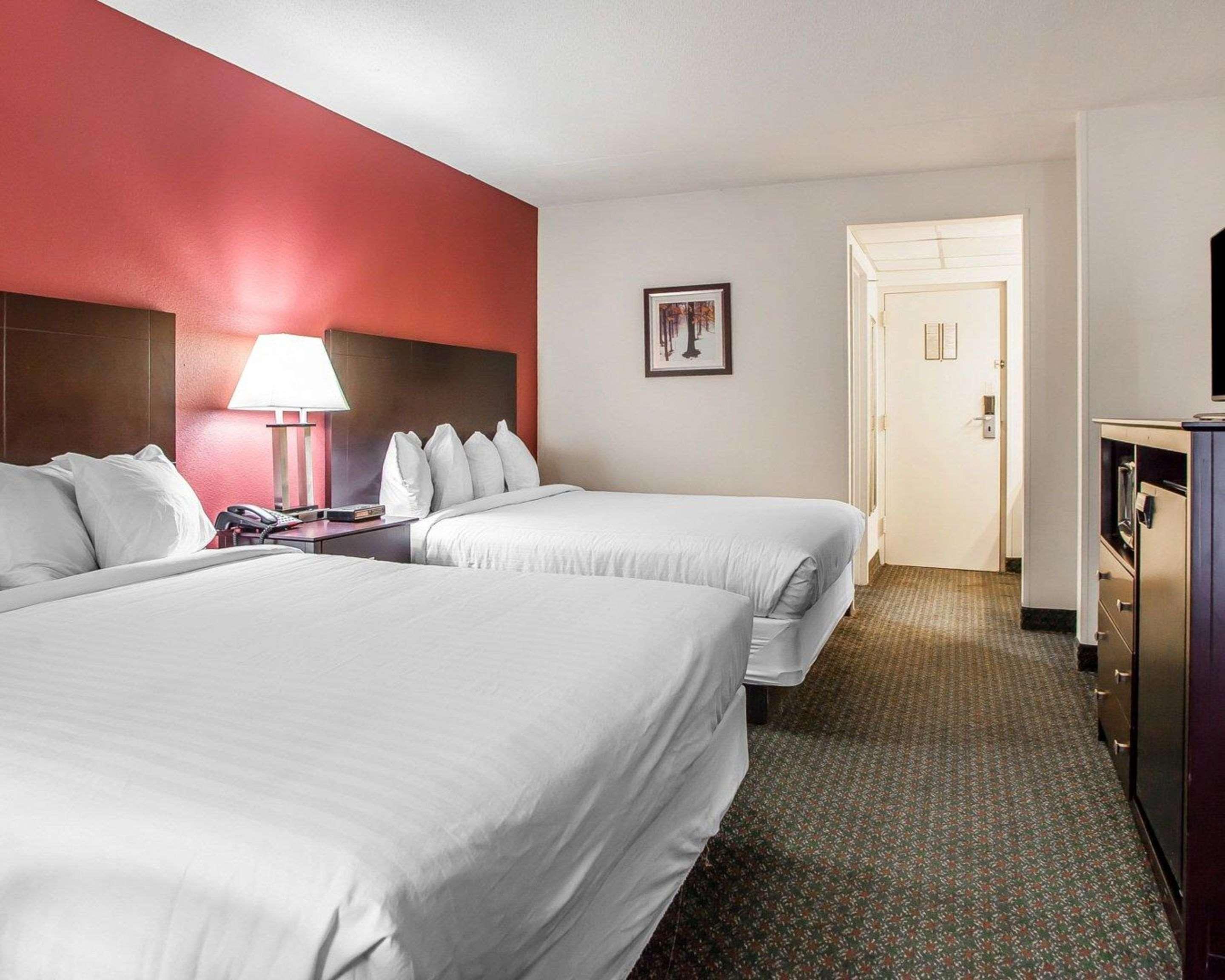 Comfort Inn & Suites Wyomissing-Reading Bagian luar foto