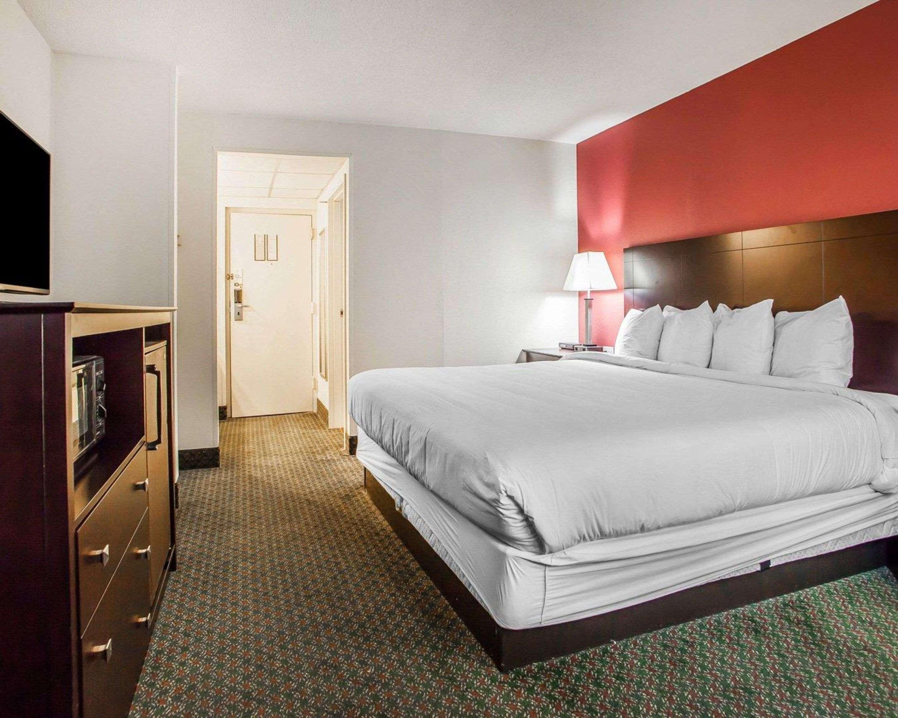 Comfort Inn & Suites Wyomissing-Reading Bagian luar foto