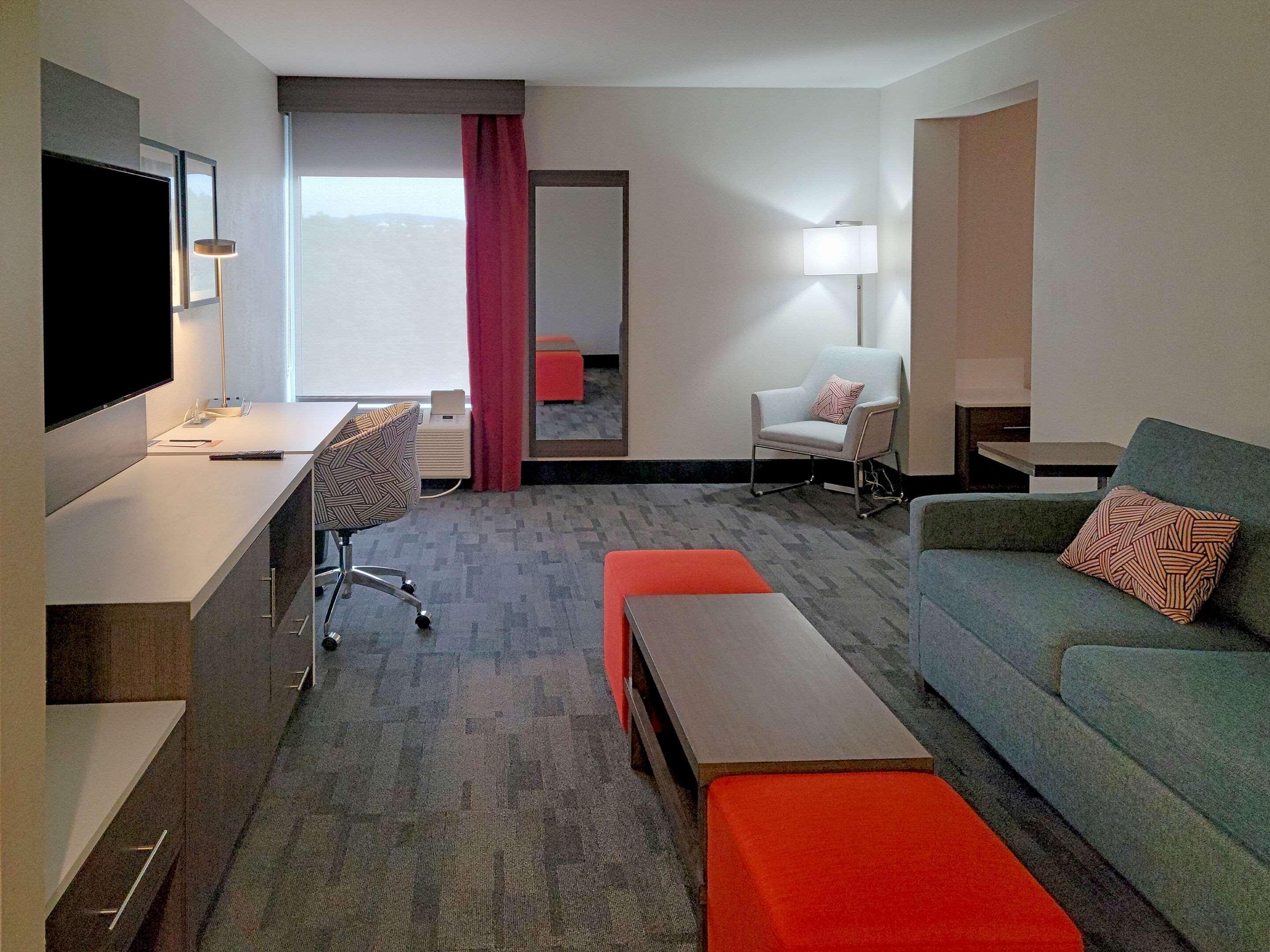 Comfort Inn & Suites Wyomissing-Reading Bagian luar foto