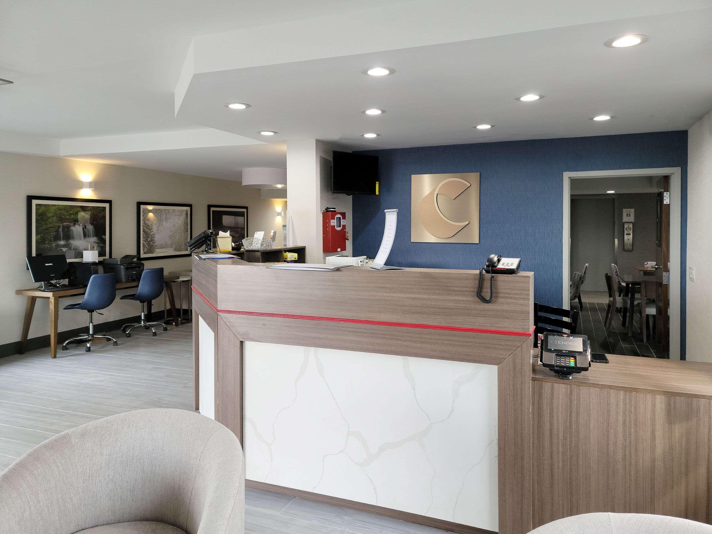 Comfort Inn & Suites Wyomissing-Reading Bagian luar foto